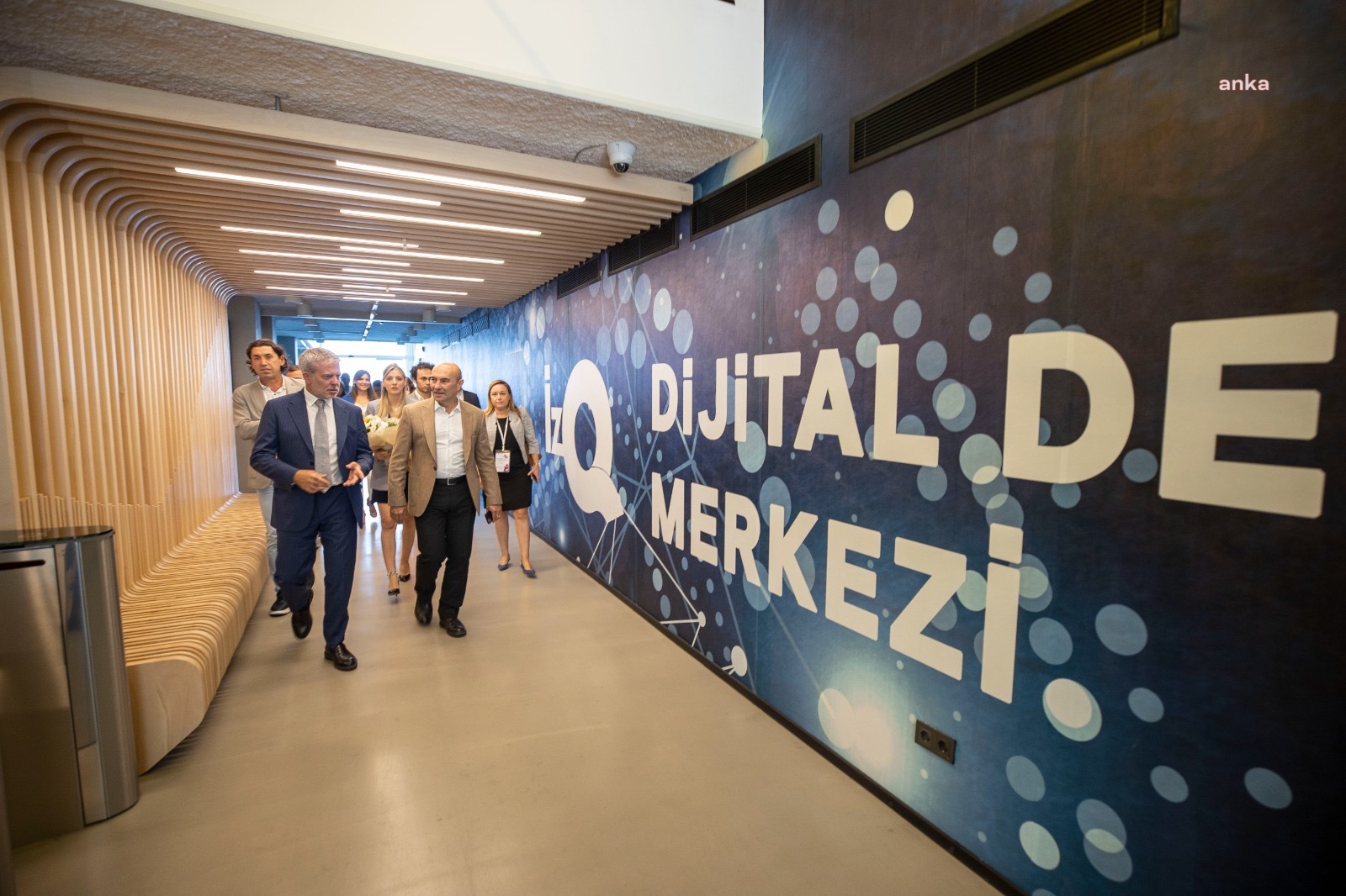 TÜRKİYE YAZ OKULU VE ZİRVESİ İZMİR'DE BAŞLADI