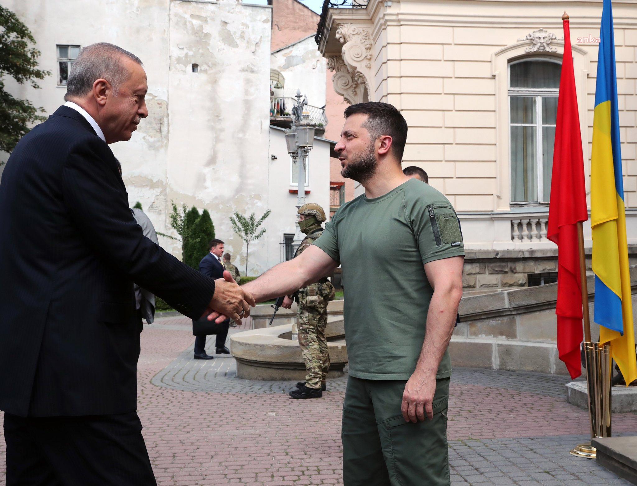 ERDOĞAN, UKRAYNA DEVLET BAŞKANI ZELENSKİ İLE LVİV’DE BİR ARAYA GELDİ