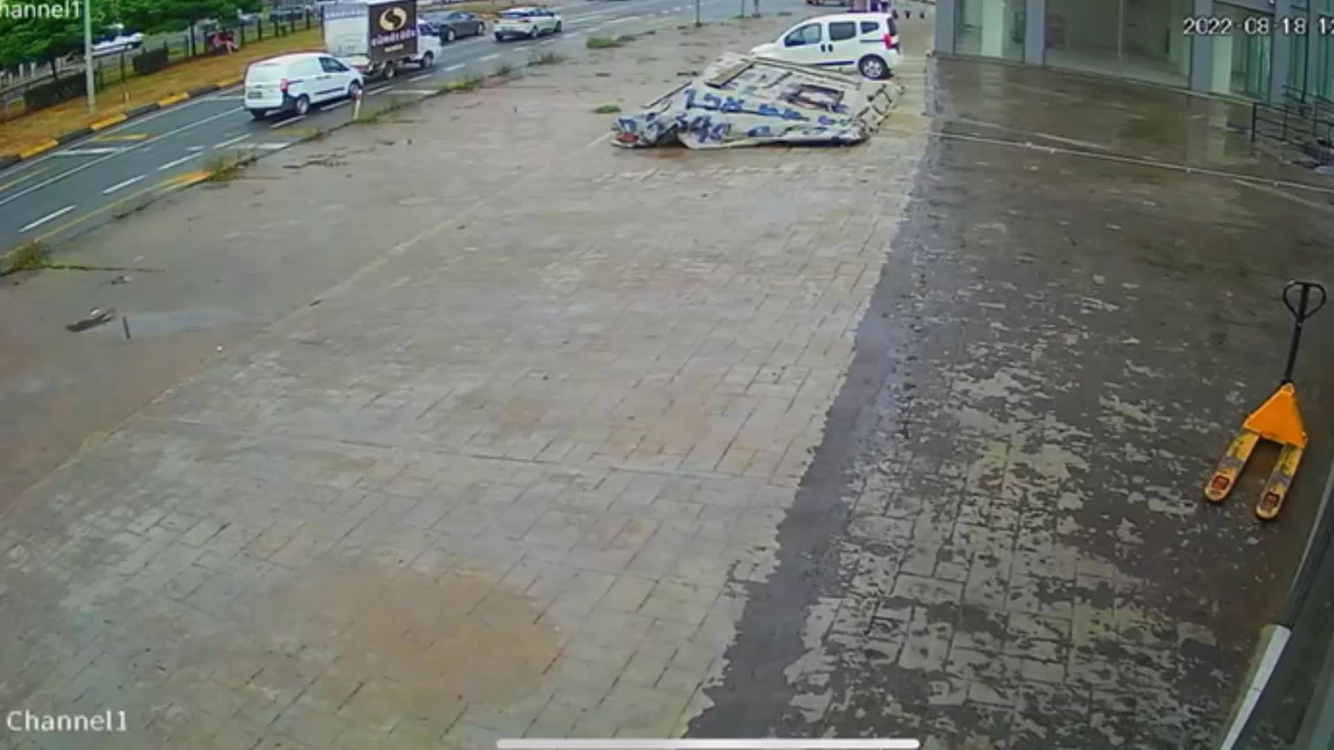 TRABZON’DA ZİNCİRLEME KAZA: 5 KİŞİ YARALANDI