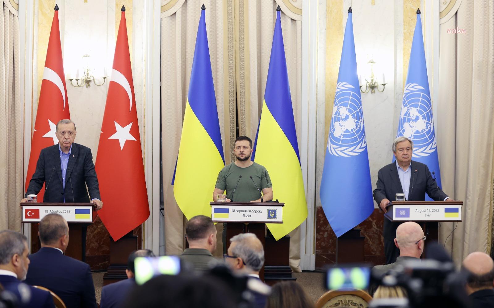 ERDOĞAN, UKRAYNA’DA ZELENSKİ VE GUTERRES İLE GÖRÜŞTÜ: “SAVAŞ ESİRLERİNİN MÜBADELESİ KONUSUNU VE BU KONUDAKİ GİRİŞİMLERİMİZİ ELE ALDIK”
