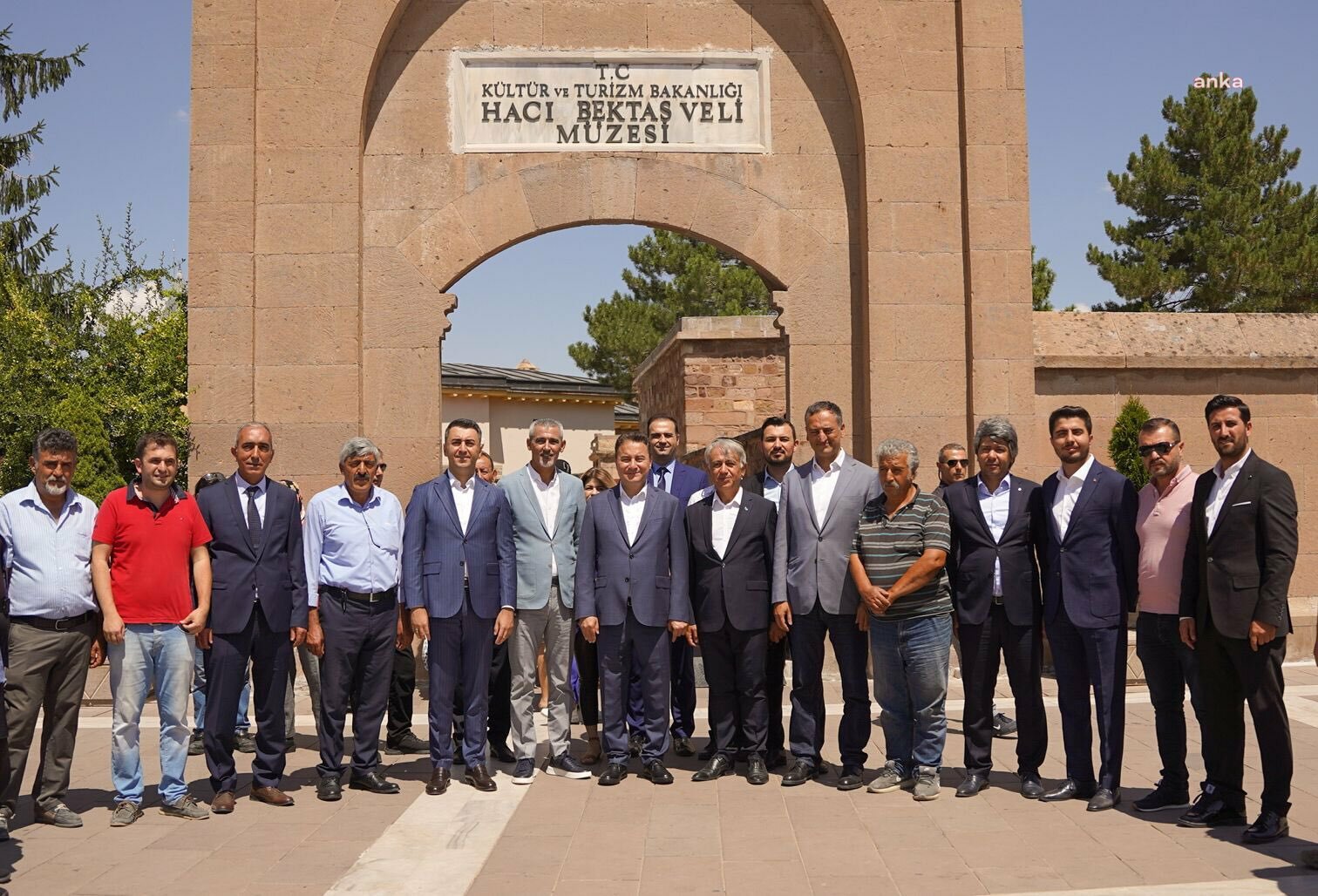 ALİ BABACAN, HACI BEKTAŞ-I VELİ TÜRBESİ'Nİ ZİYARET ETTİ