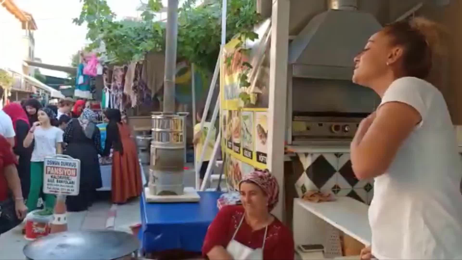DENİZLİLİ ESNAF: ŞURADAKİ ESNAFIN YÜZDE 40’I SENEYE DÜKKAN AÇAMAZ
