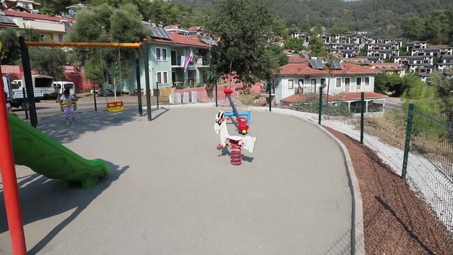 ÇOCUKLAR PARK İSTEDİ, MARMARİS BELEDİYESİ YAPTI