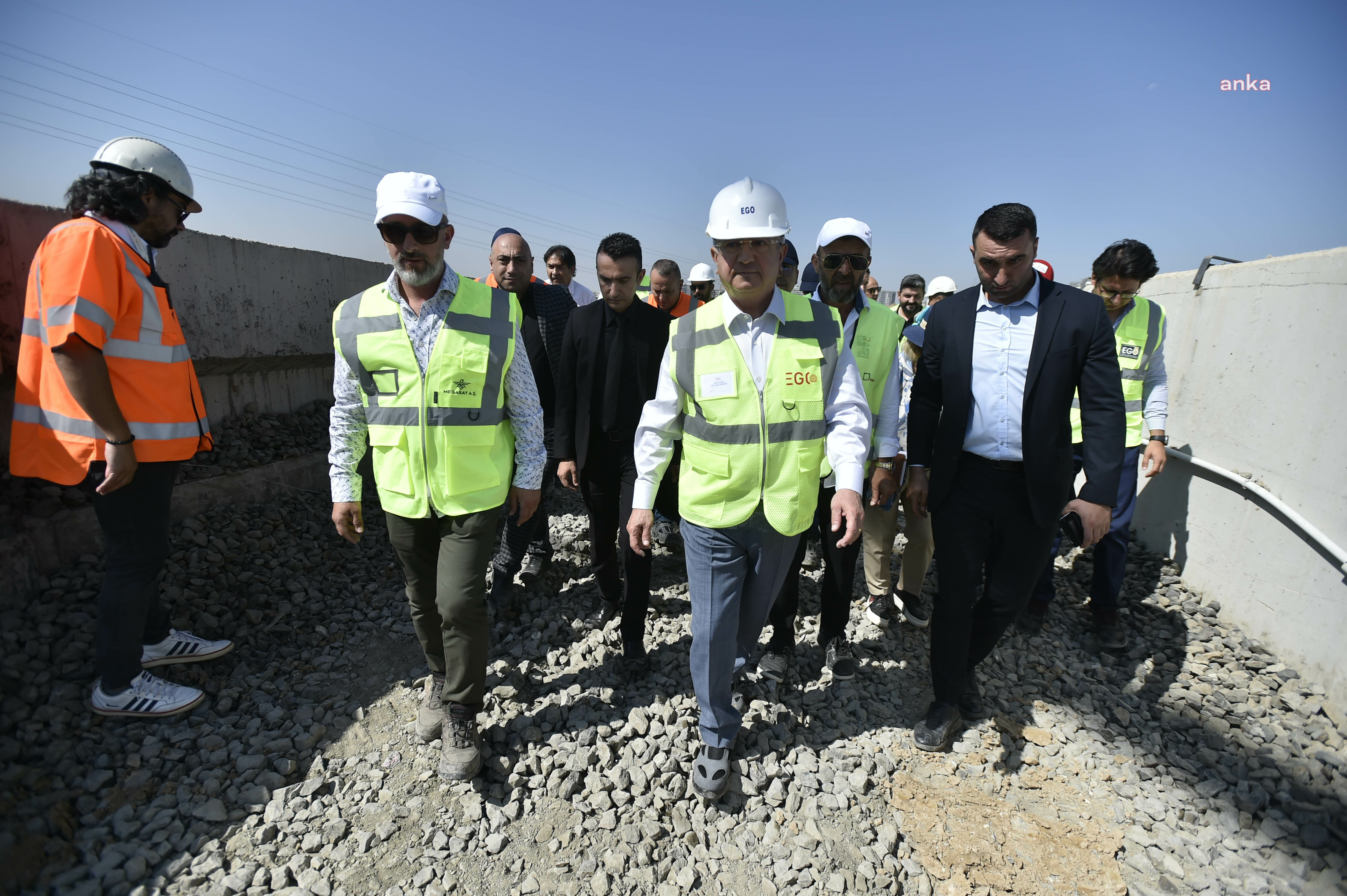 ANKARA METROSU’NDA ALTYAPI ÇALIŞMASI DEVAM EDİYOR