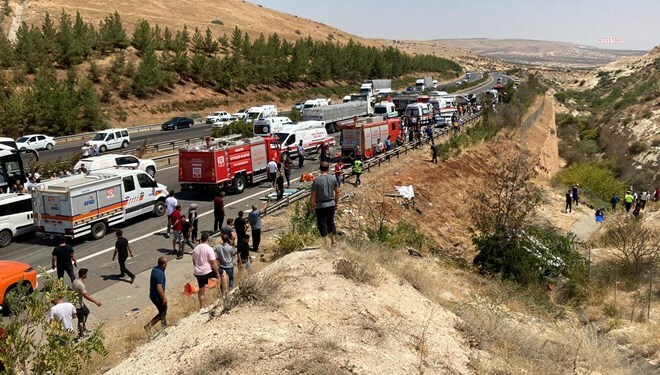 GAZİANTEP'DEKİ KAZA İÇİN SİYASİLERDEN "BAŞSAĞLIĞI" MESAJI