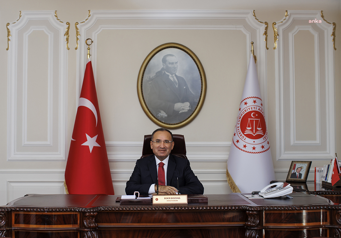 ADALET BAKANI BOZDAĞ: “DERİK CUMHURİYET BAŞSAVCILIĞI TARAFINDAN ADLÎ TAHKİKAT BAŞLATILMIŞTIR”