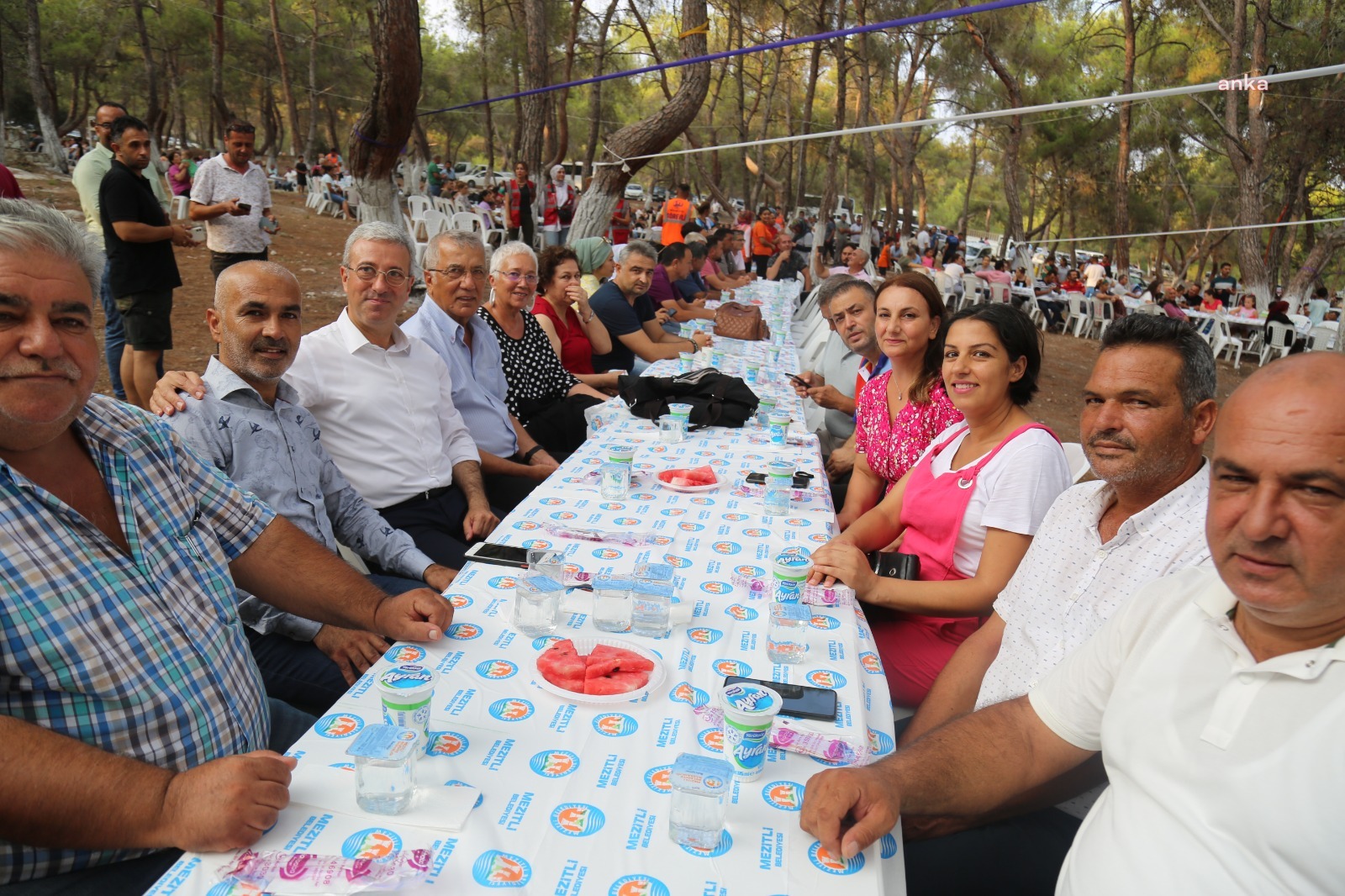 MEZİTLİ BELEDİYESİ ÇALIŞANLARI TOPLU İŞ SÖZLEŞMESİNİ PİKNİKLE KUTLADI
