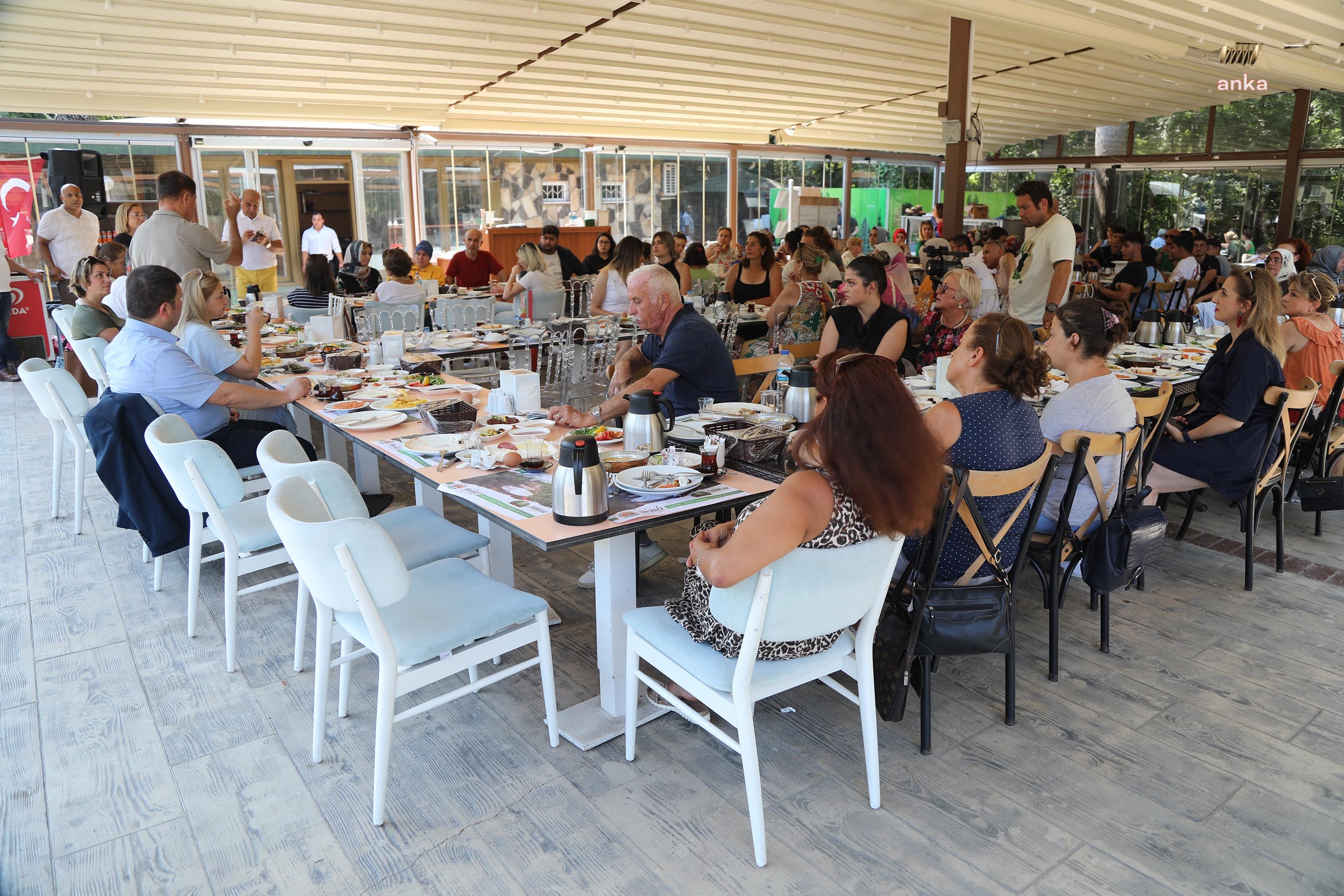 ATAKUM BELEDİYE BAŞKANI DEVECİ, YURTTAŞLA KAHVALTIDA BULUŞTU
