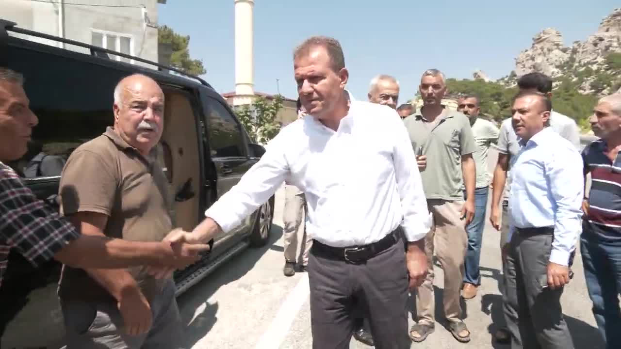 MERSİN BÜYÜKŞEHİR BELEDİYE BAŞKANI SEÇER, MUT İLÇESİNDE YURTTAŞLA BİR ARAYA GELDİ