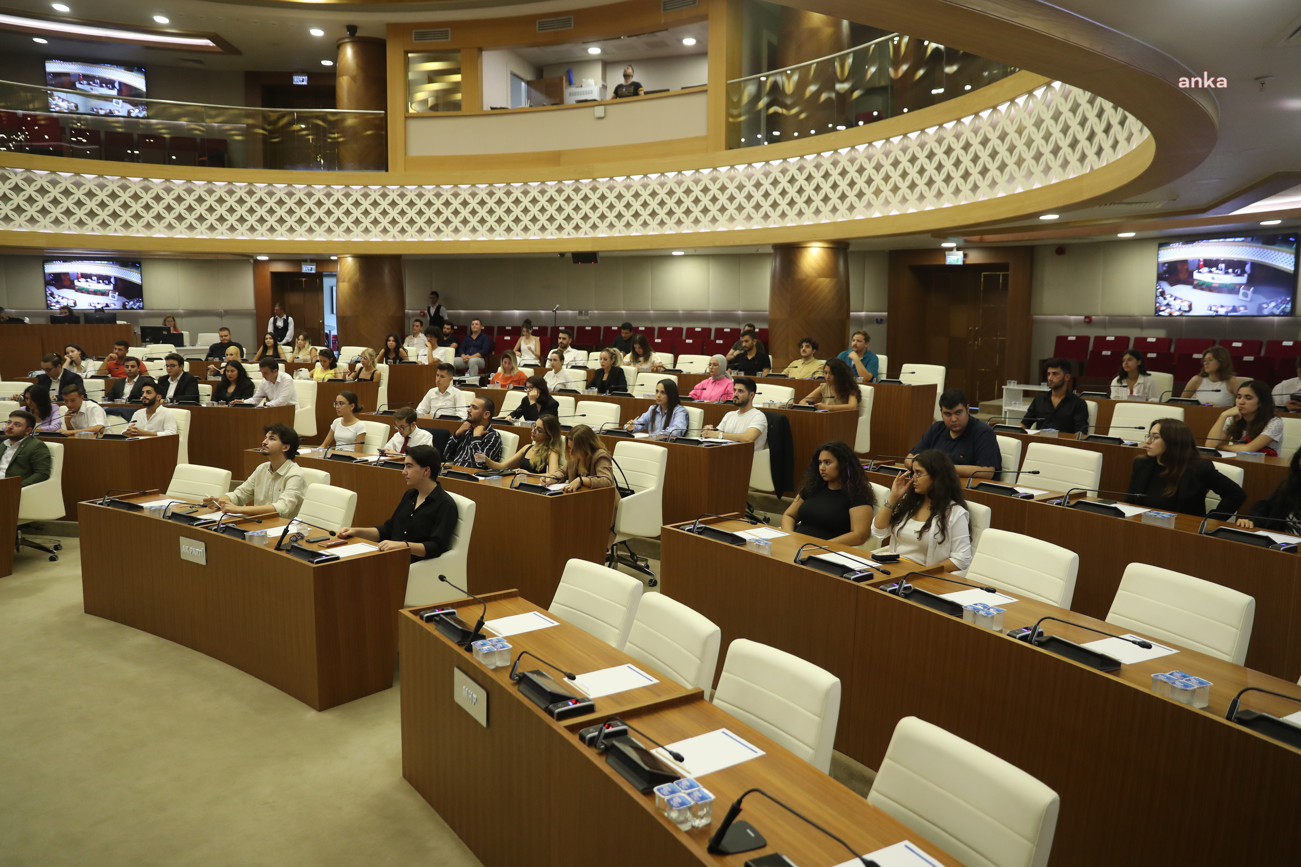 ANTALYA BÜYÜKŞEHİR’İN GENÇLİK MECLİSİ BU YIL SON KEZ TOPLANDI